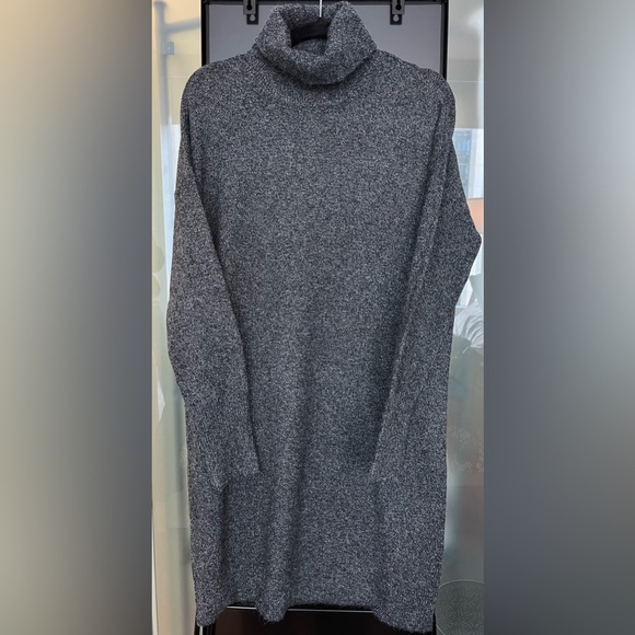 Vero Moda Turtleneck Sweater Dress - Picture 1 of 4